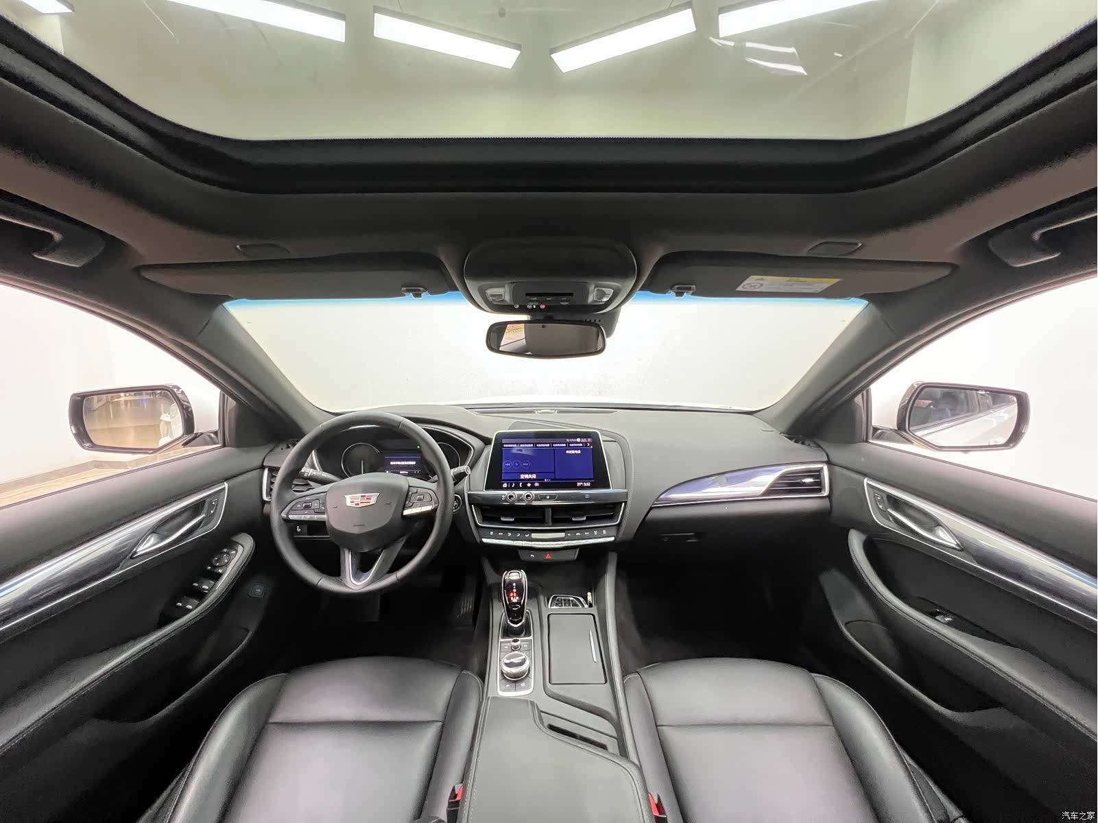 Cadillac CT5, 2020 все фото