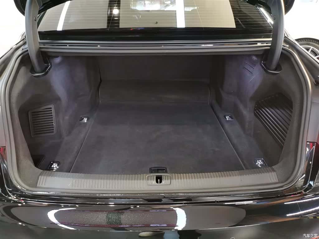 Audi A8L, 2018 13
