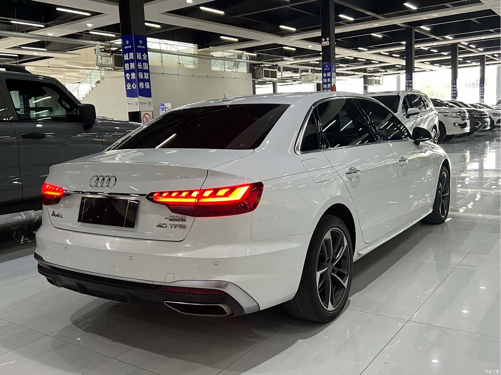 Audi A4L, 2021 11