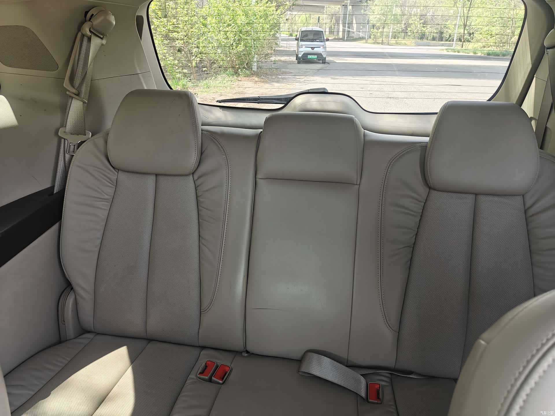 Buick GL8, 2015 7