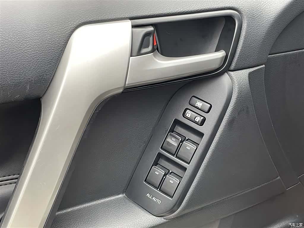 Toyota Prado, 2020 10