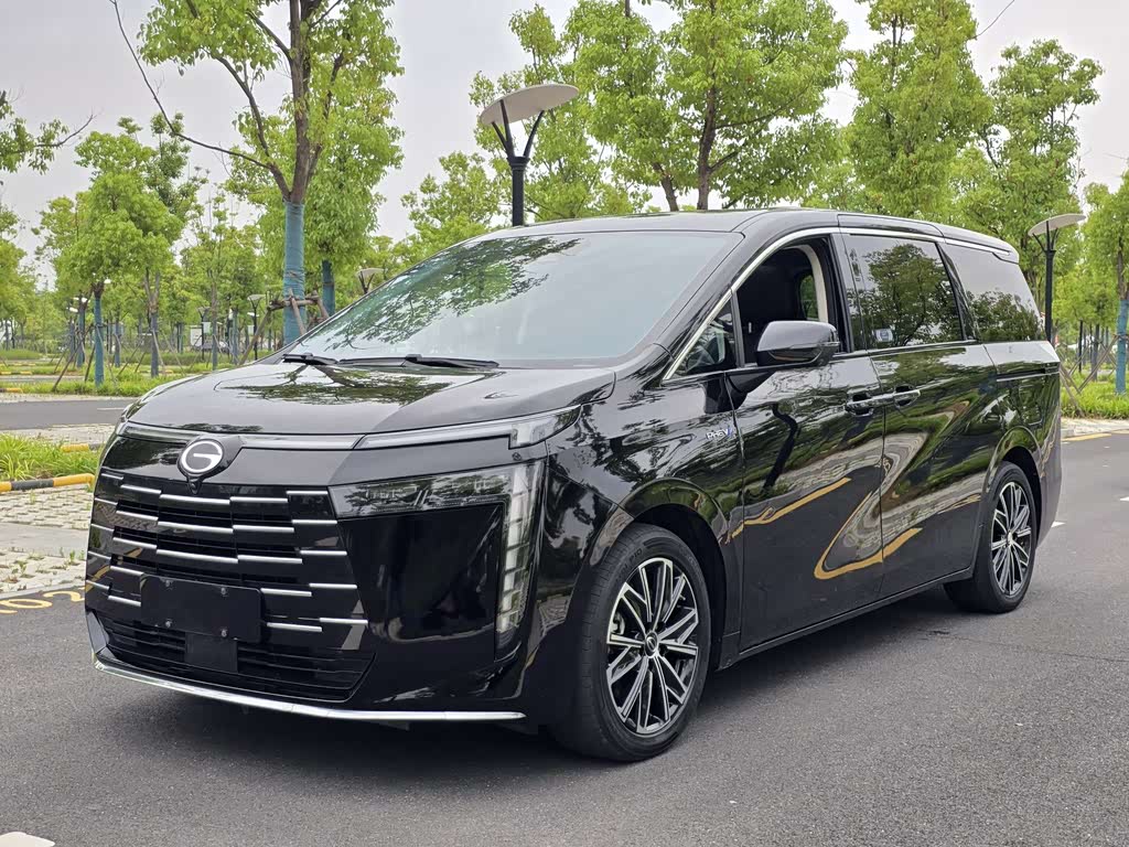 GAC E8 PHEV