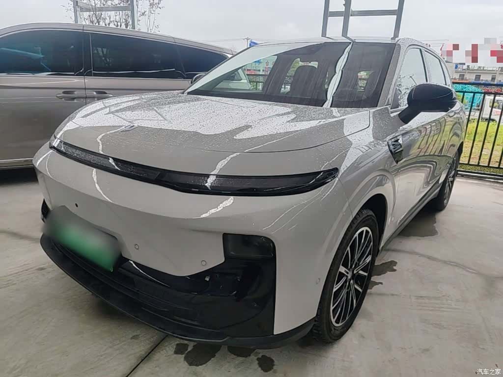 Leapmotor B10, 2025 1