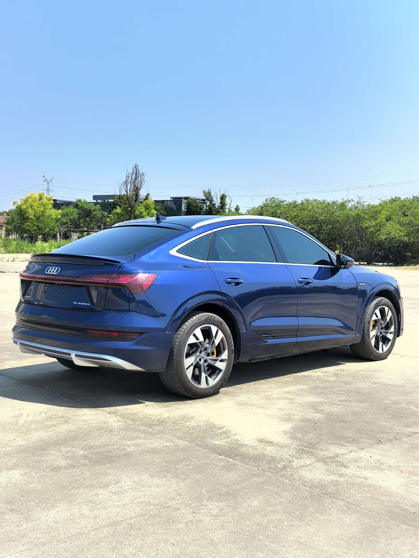 Audi e-tron, 2021 3
