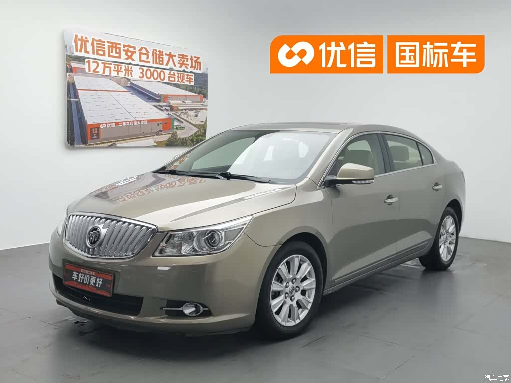 Buick LaCrosse, 2012 1