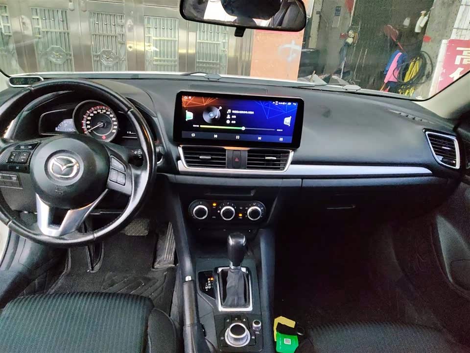 Mazda 3 Angkesaila Mazda 3 Angkesaila