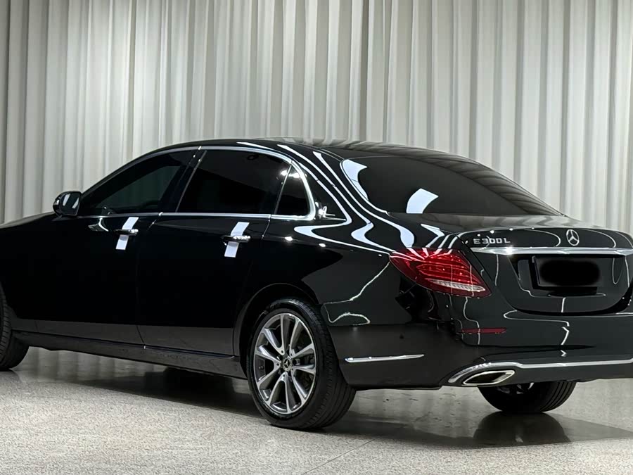 Mercedes-Benz E-Class 2019, фото 5