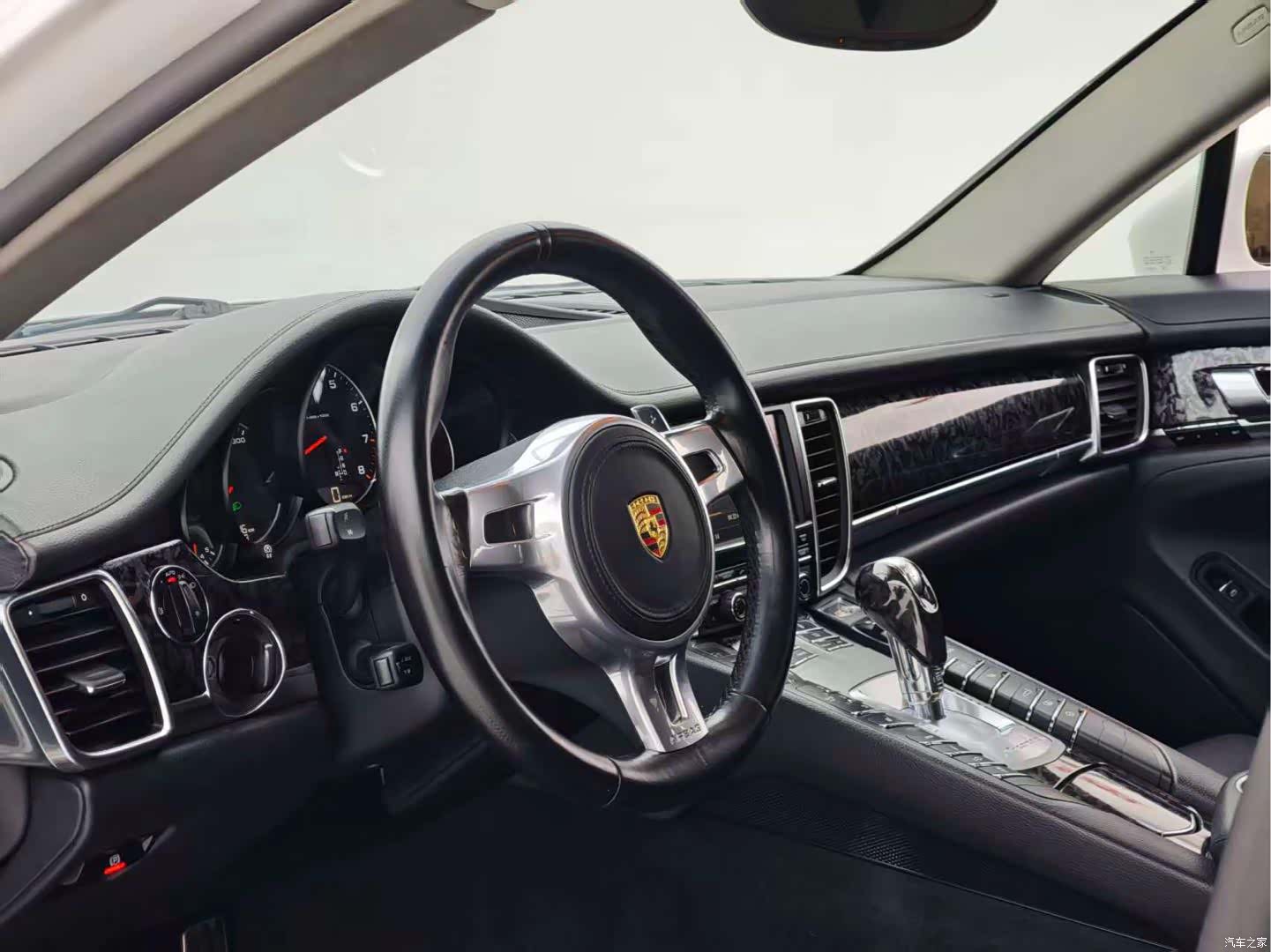 Porsche Panamera, 2013 4