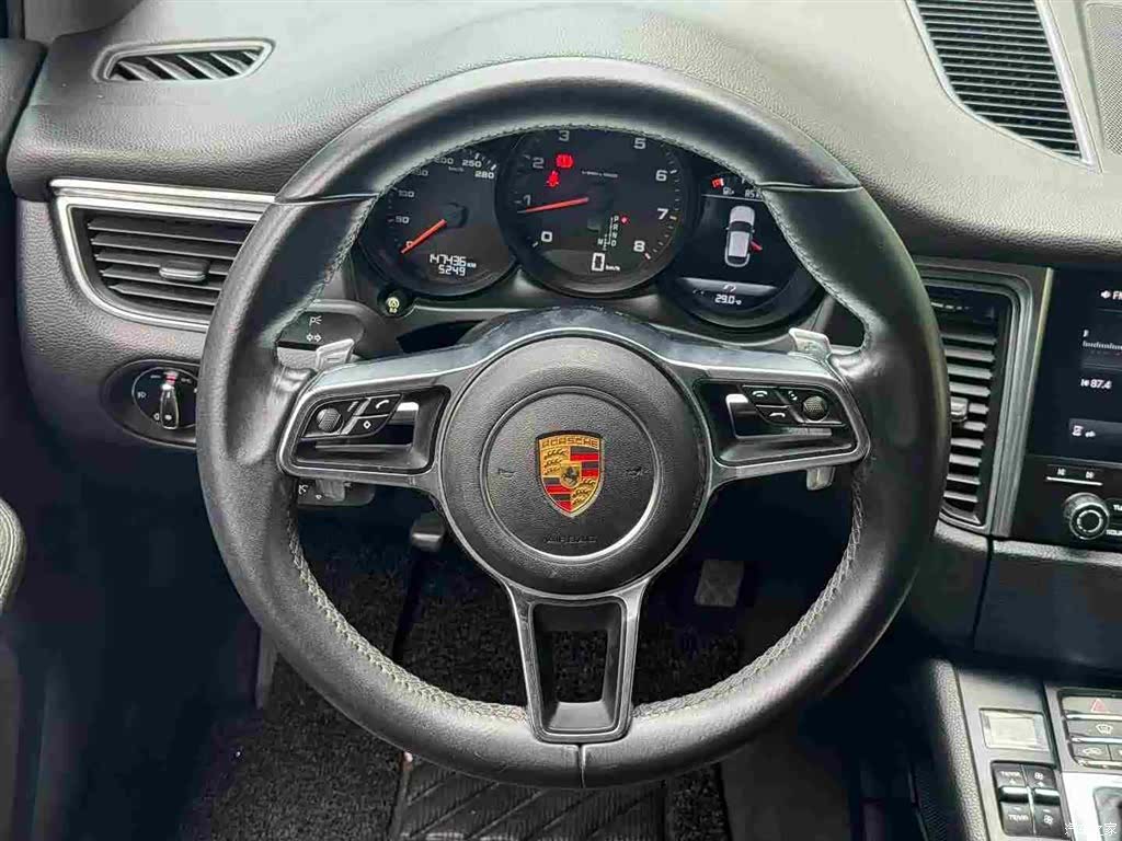 Porsche Macan, 2018 6