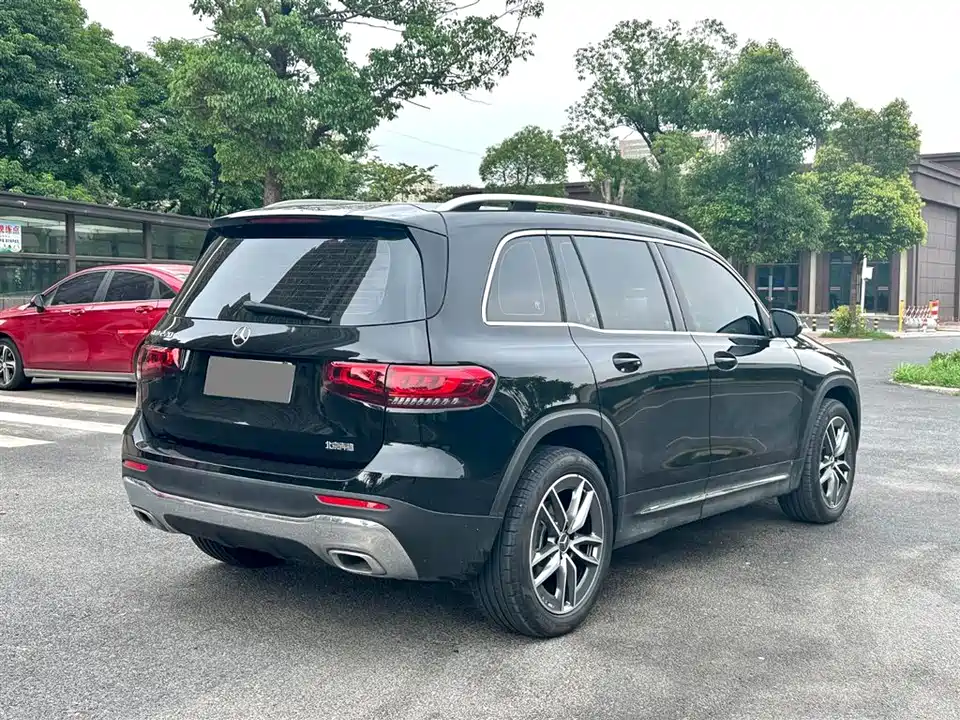 Mercedes-Benz GLB Mercedes-Benz GLB