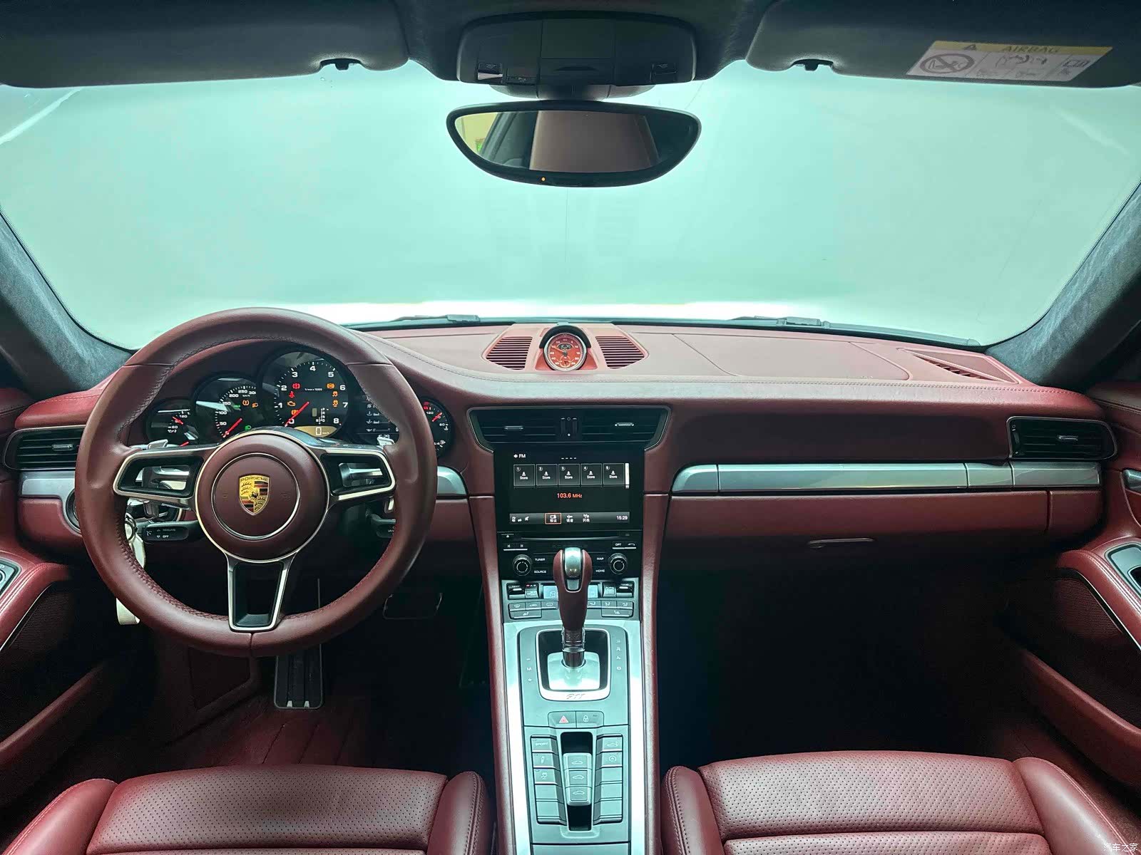 Porsche 911, 2016 19
