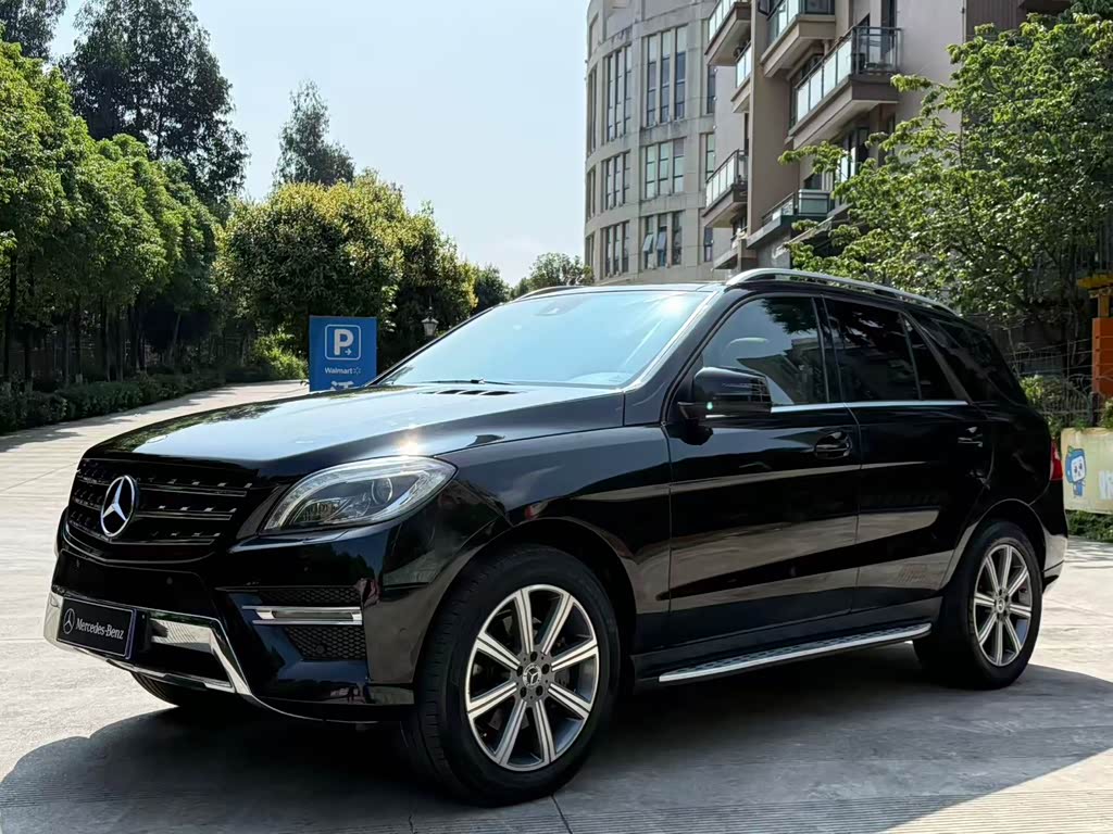 Mercedes-Benz M