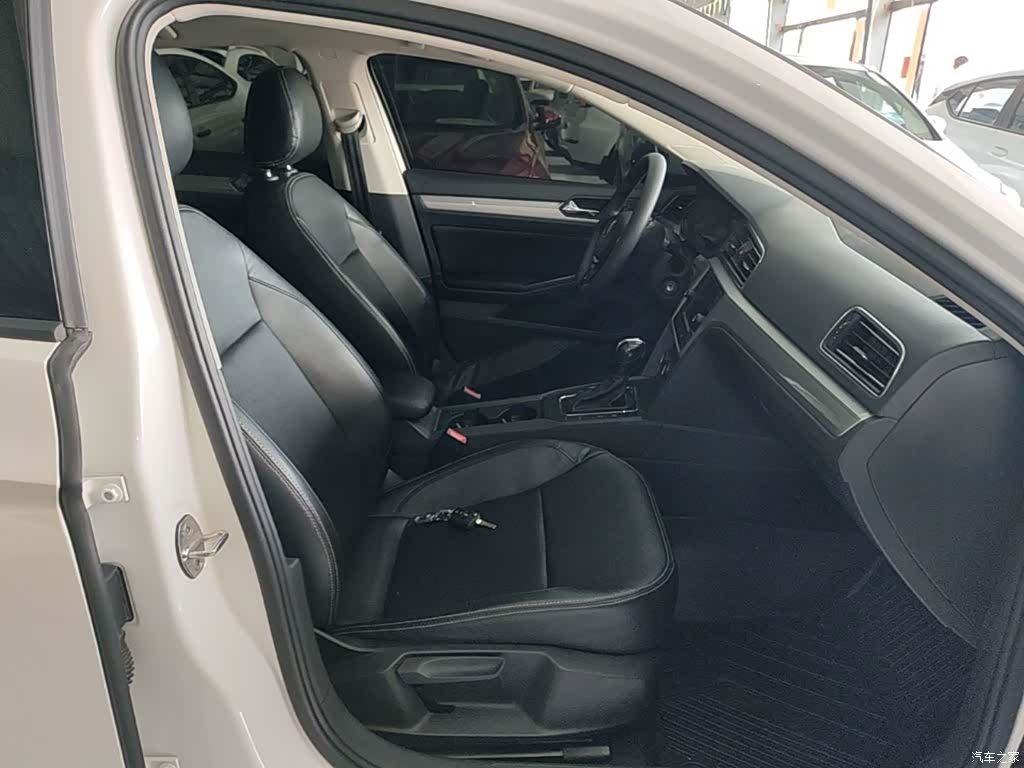 Volkswagen Lamando, 2019 25