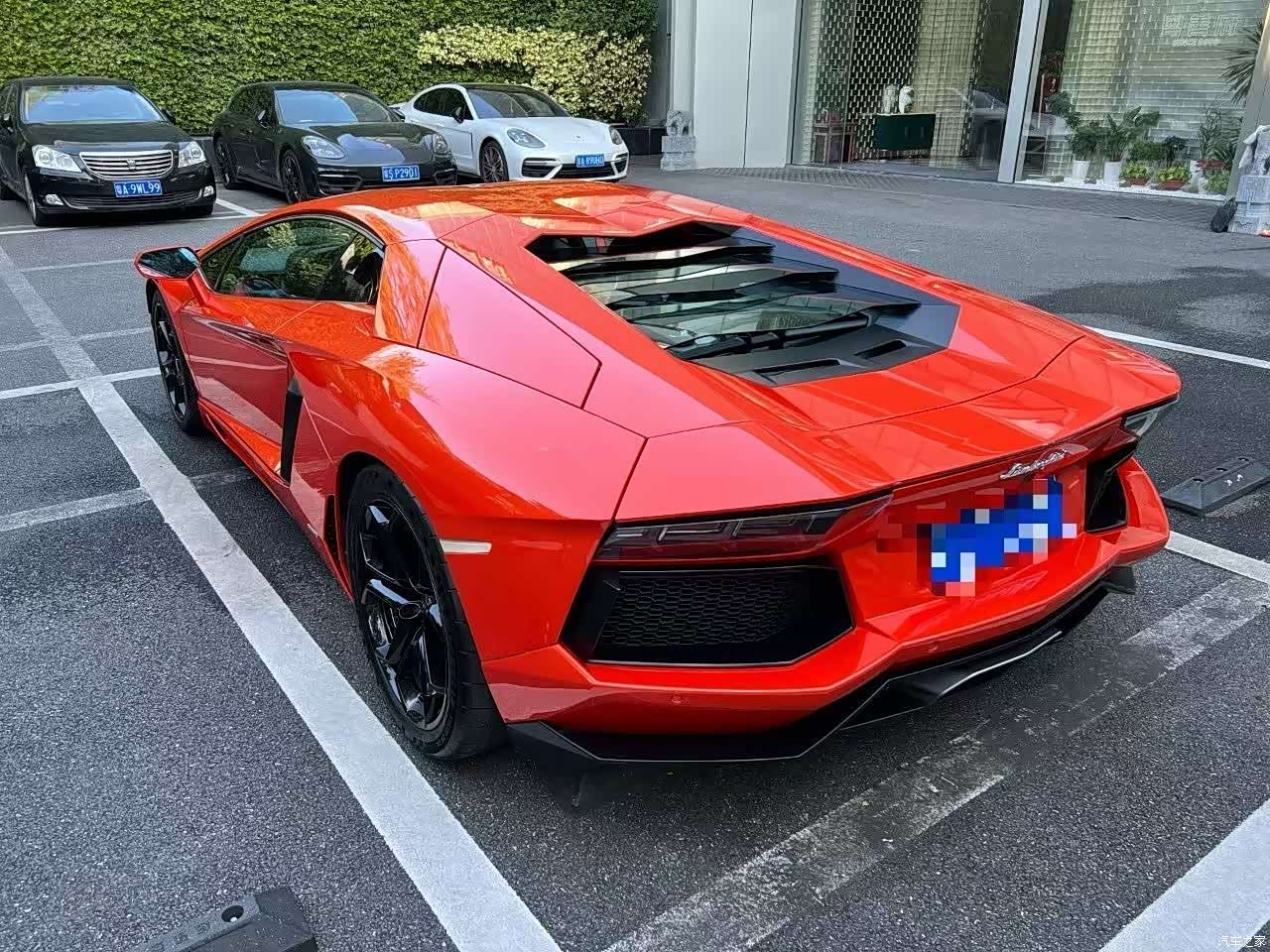 Lamborghini Aventador, 2012 3
