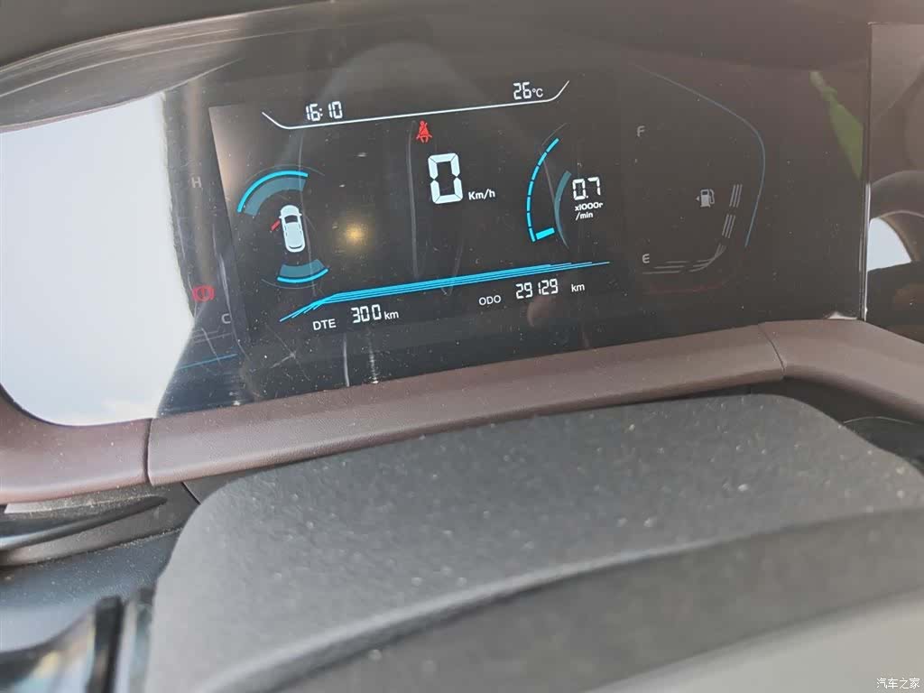 Changan CS15, 2020 все фото