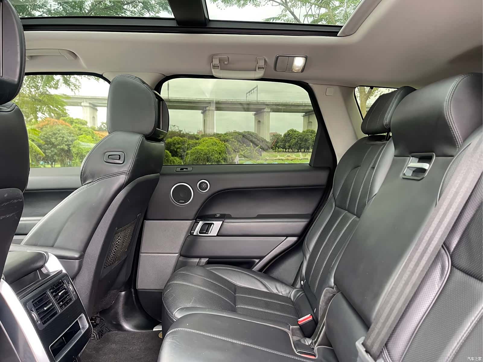 Land Rover Range Rover, 2015 16