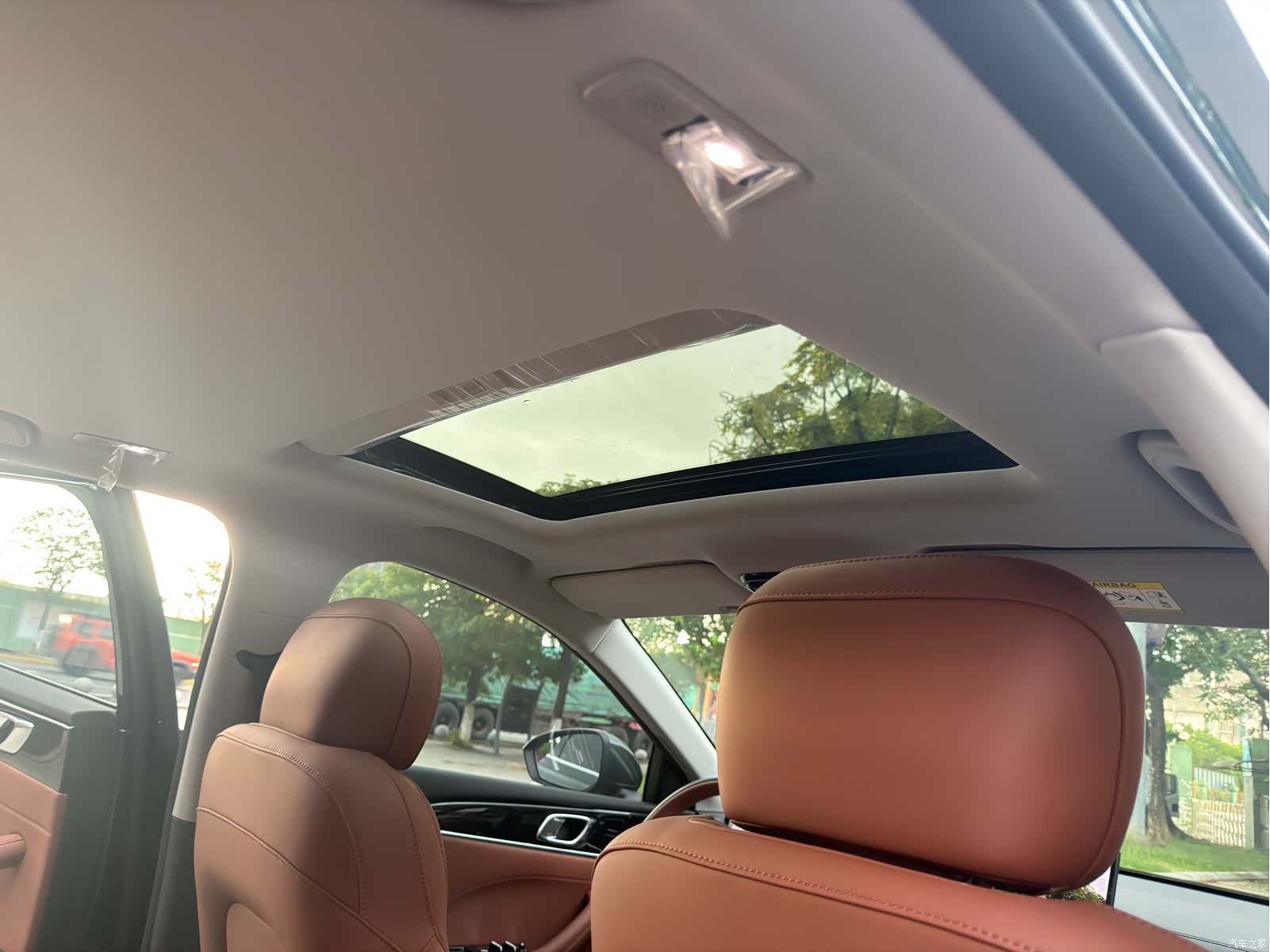 Geely Emgrand, 2025 21
