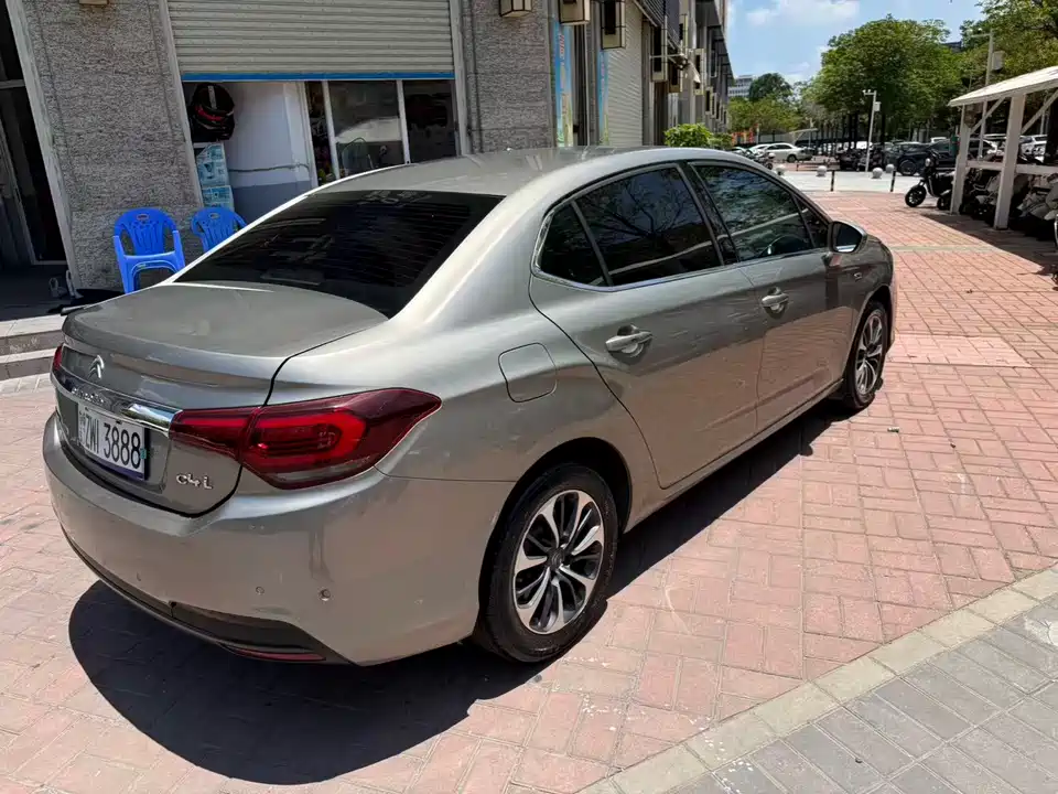Citroen C4L