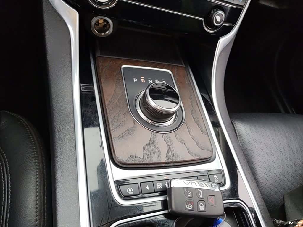 Land Rover XFL, 2017 7