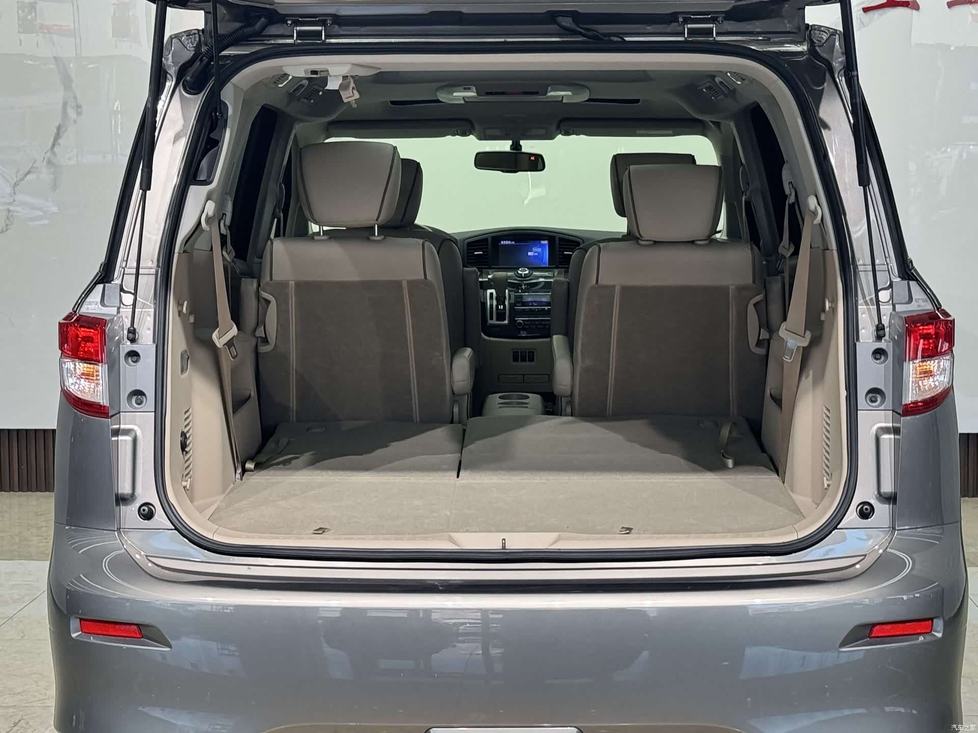 Nissan SL, 2017 23