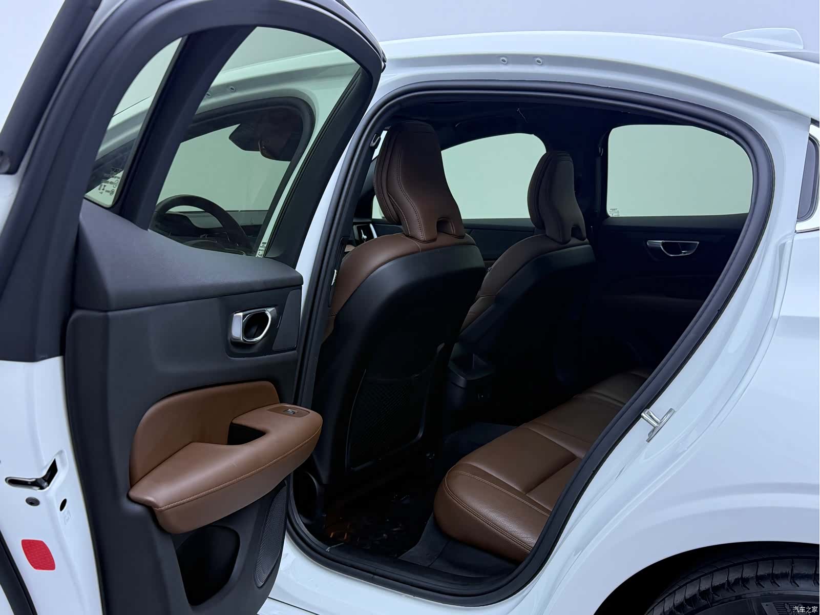 Volvo S60, 2023 13