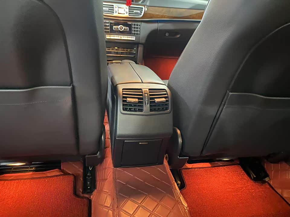 Mercedes-Benz E-class Mercedes-Benz E-class