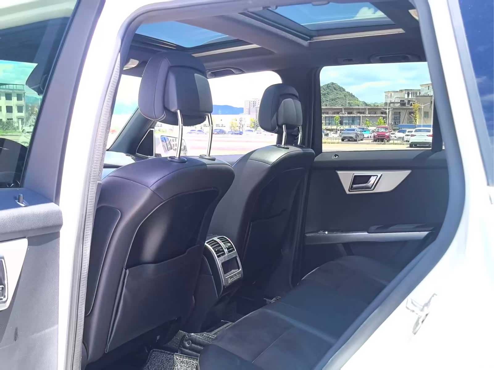 Mercedes-Benz GLK-Class, 2015 7