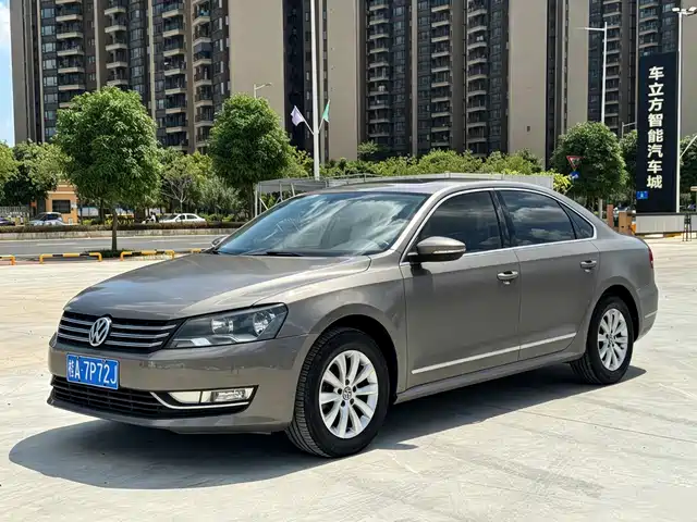Volkswagen Passat 2015 — купить из Китая под заказ