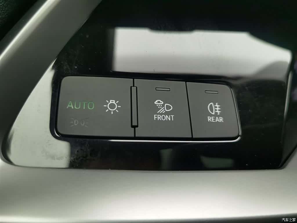 Audi Flying Spur, 2025 21