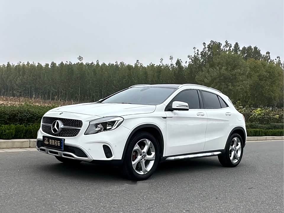 Mercedes-Benz GLA