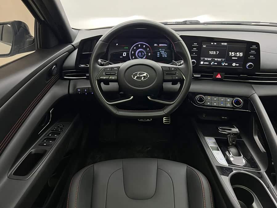 Hyundai Elantra 2022, фото 10