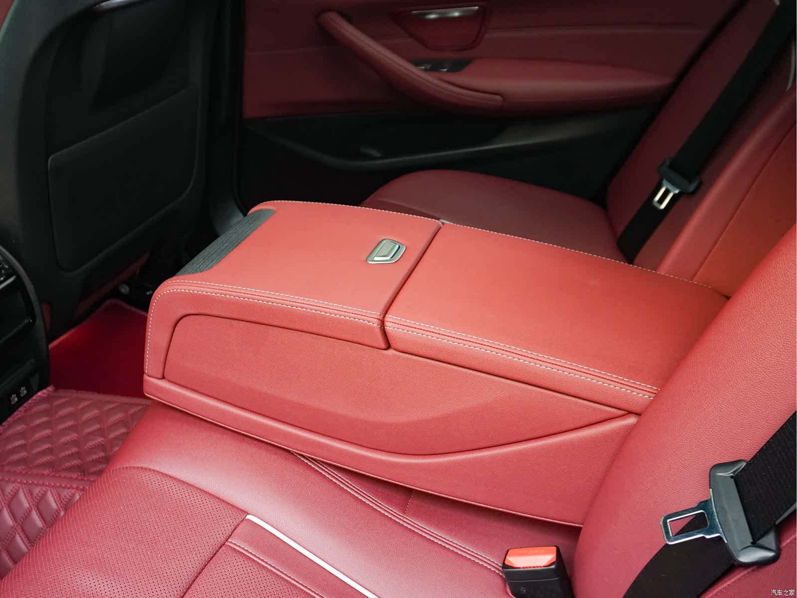 BMW 5 Series, 2021 16