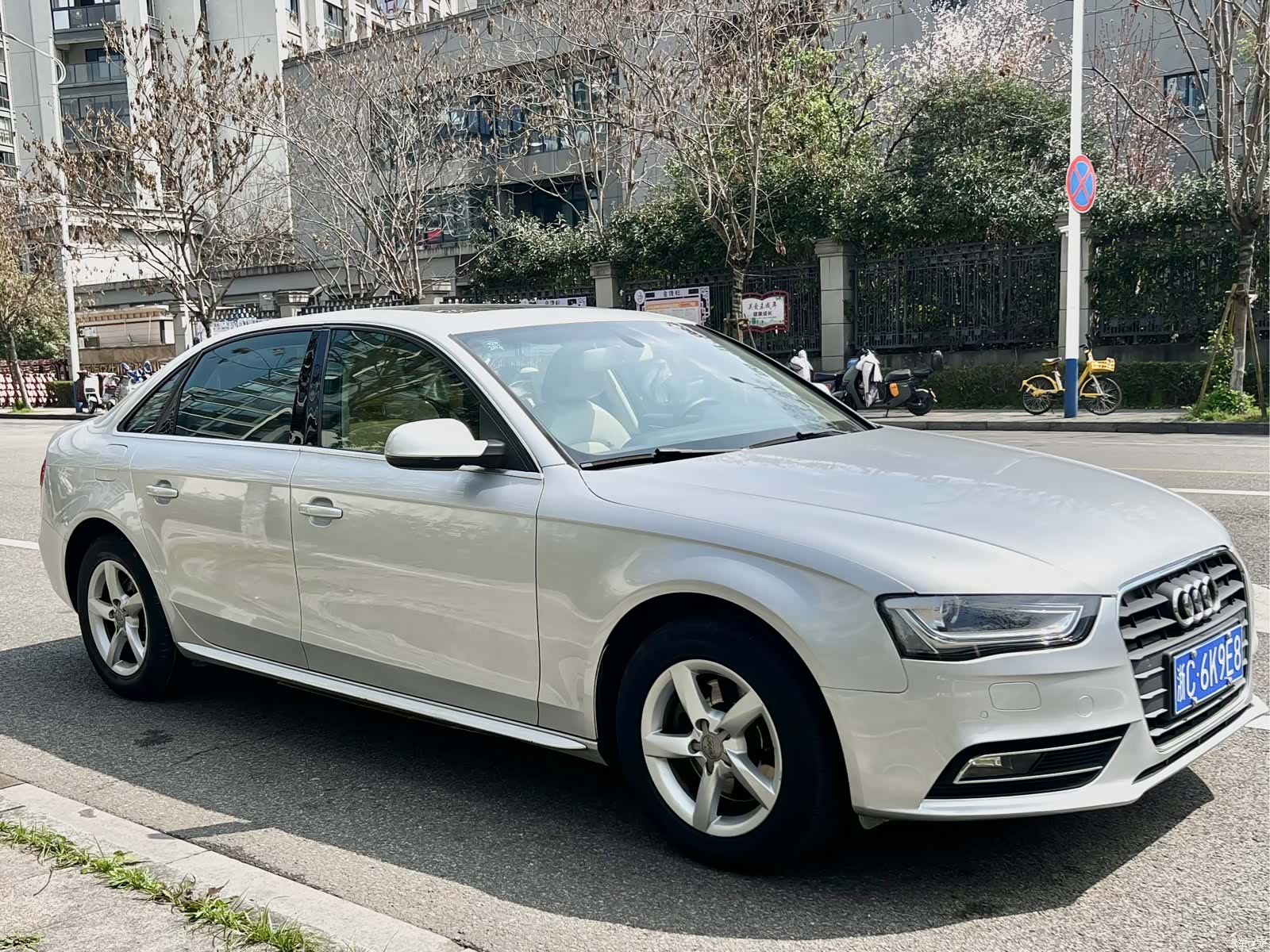 Audi A4L, 2013 8
