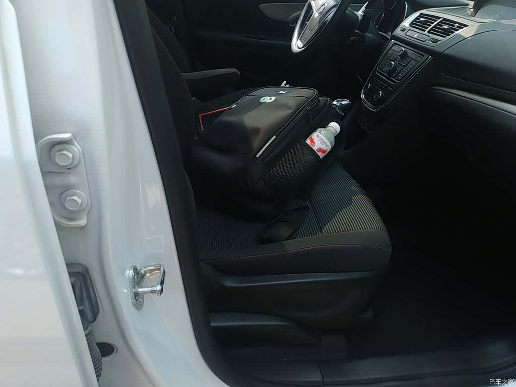 Buick Encore, 2016 25