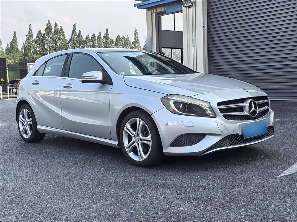Mercedes-Benz Class A Mercedes-Benz Class A