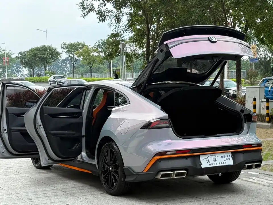 Changan UNI-V