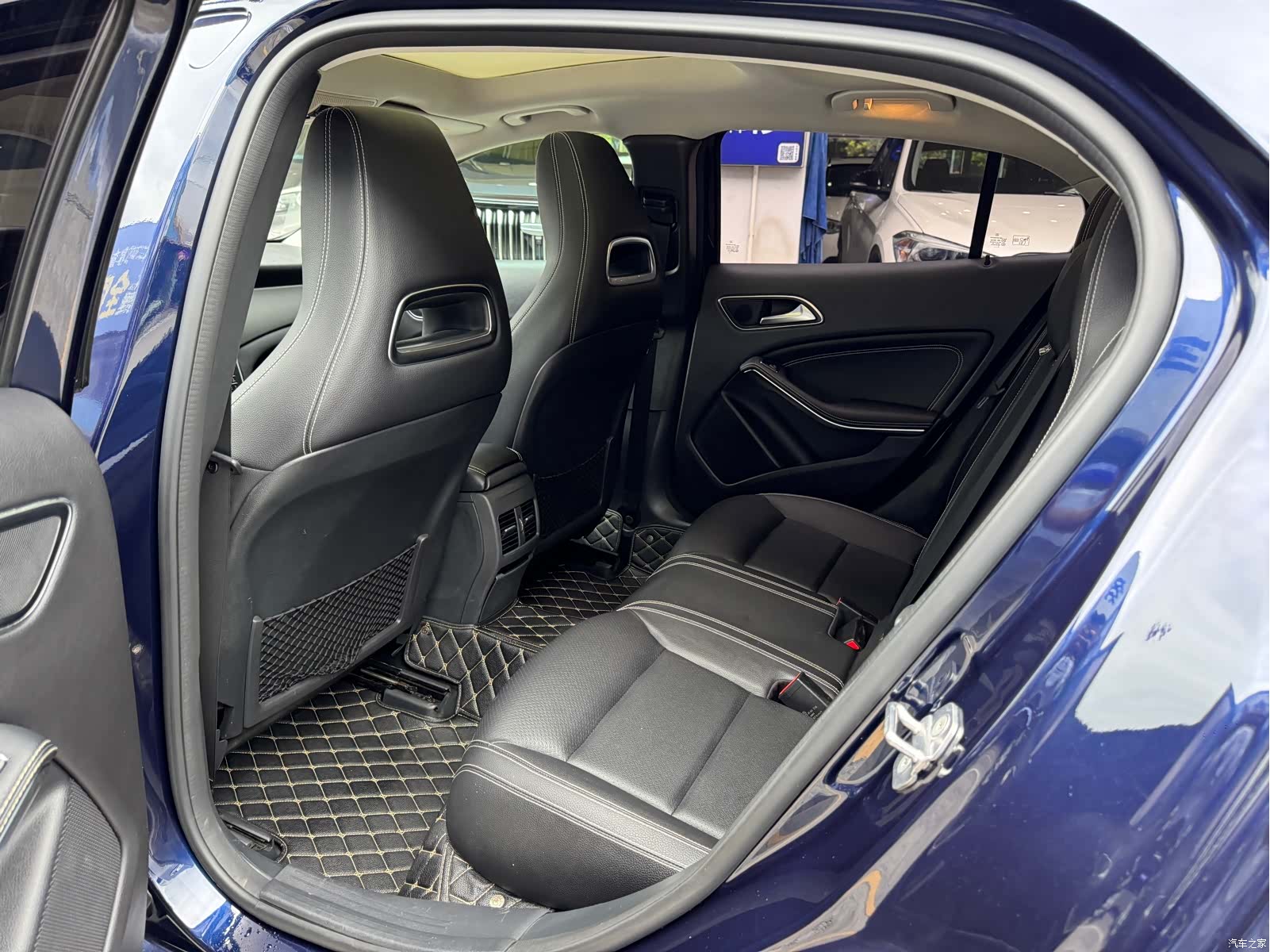 Mercedes-Benz GLA, 2019 10