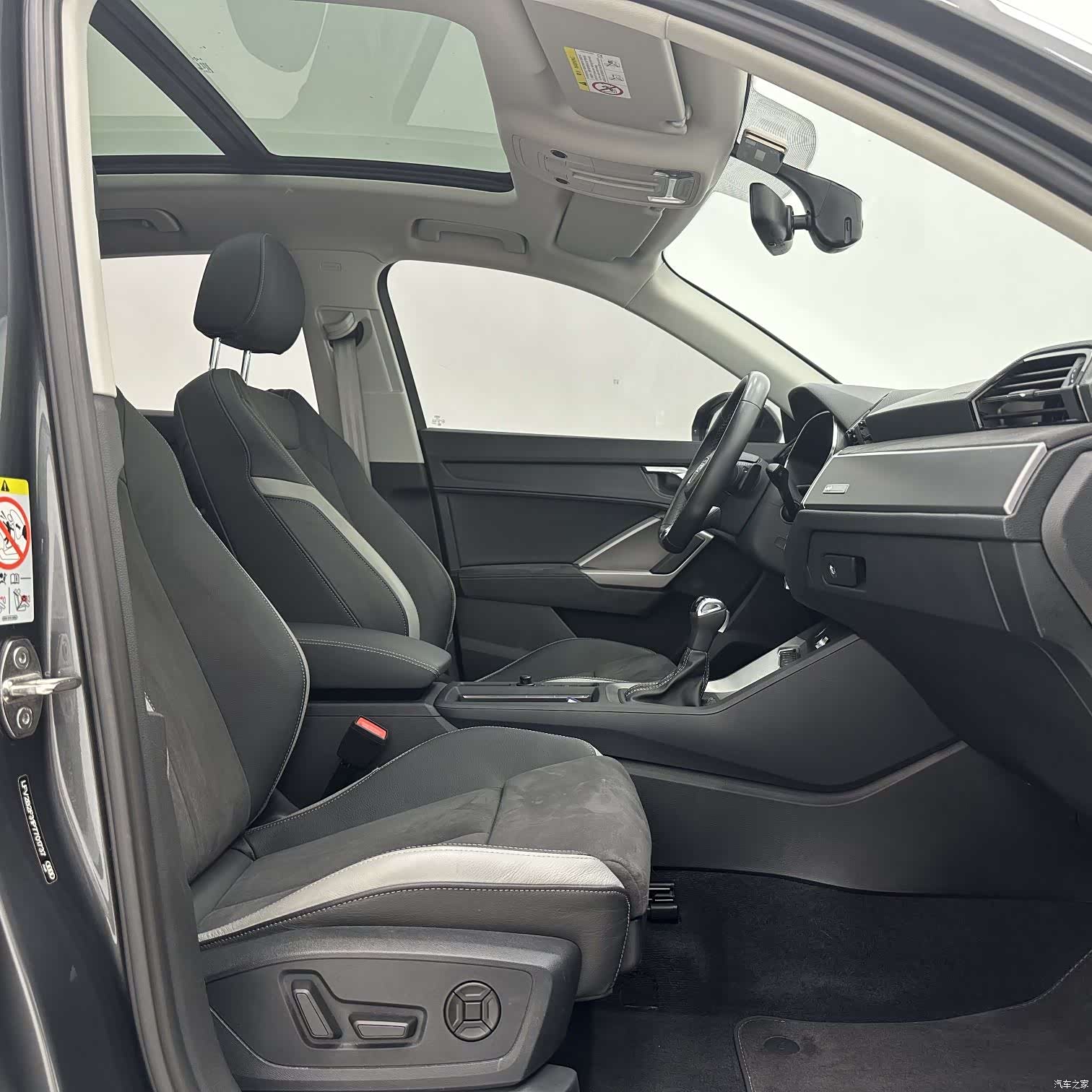 Audi Q3, 2023 9