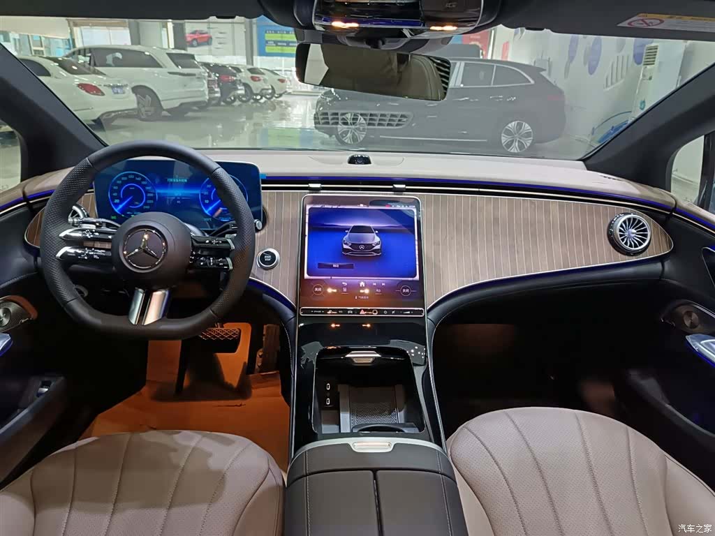 Mercedes-Benz EQE, 2025 2