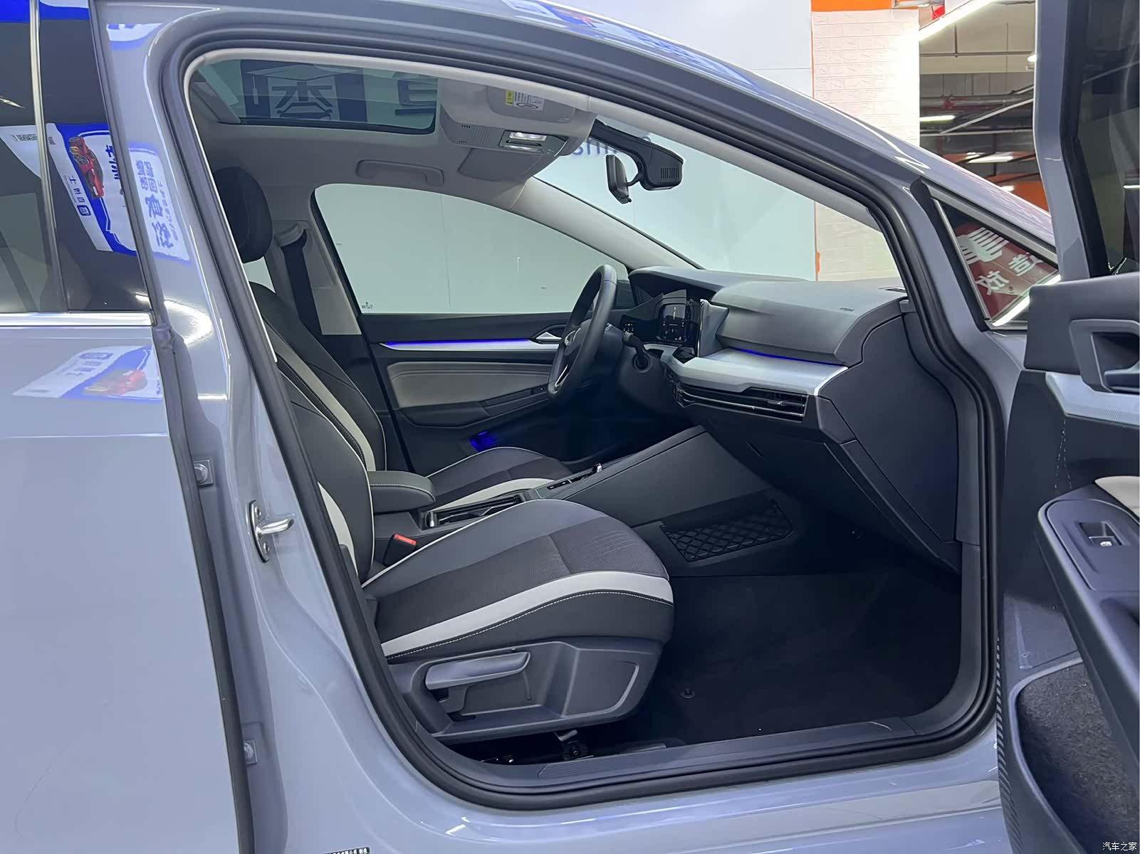 Volkswagen Golf, 2023 22