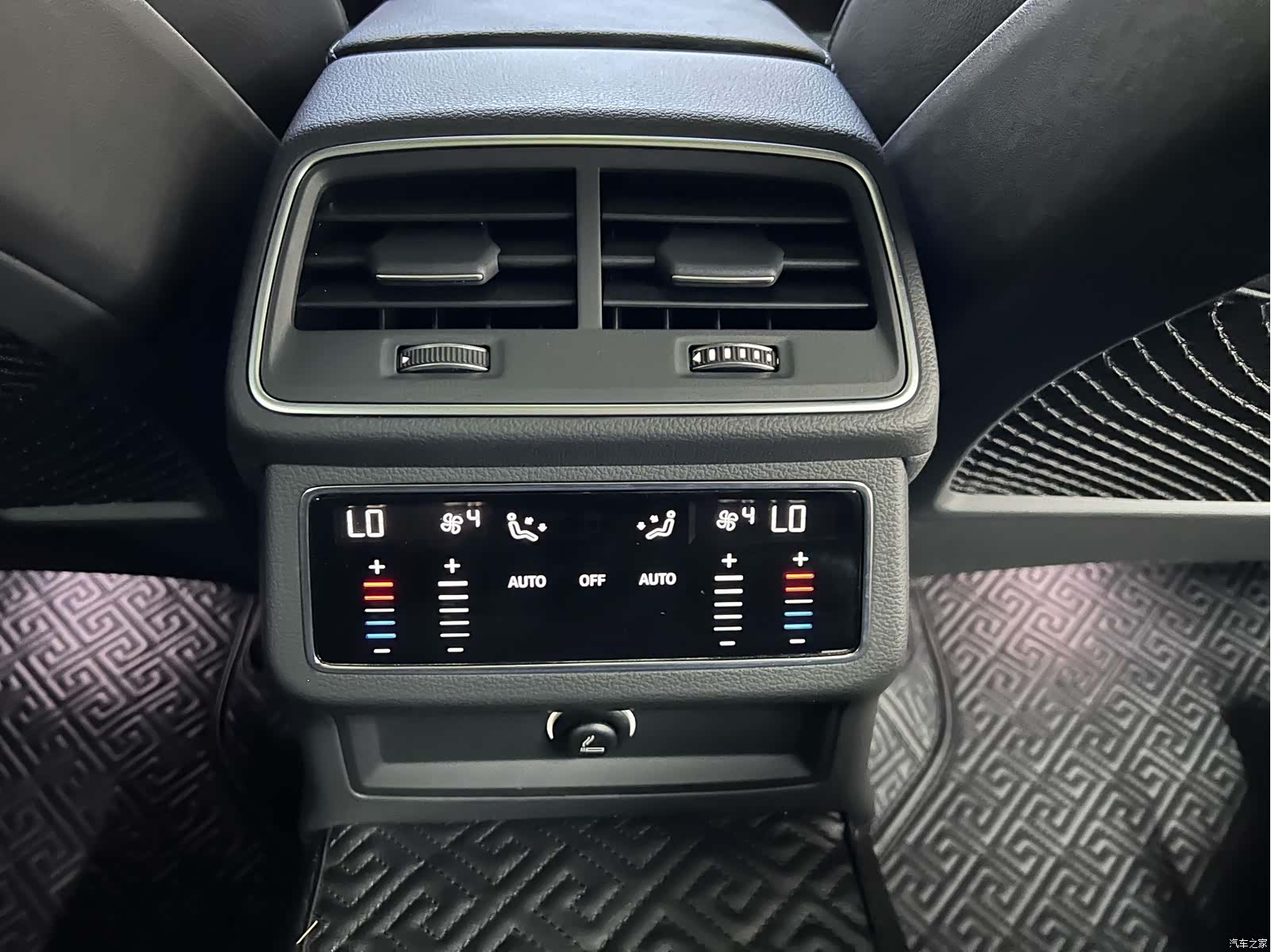 Audi A6L, 2021 11
