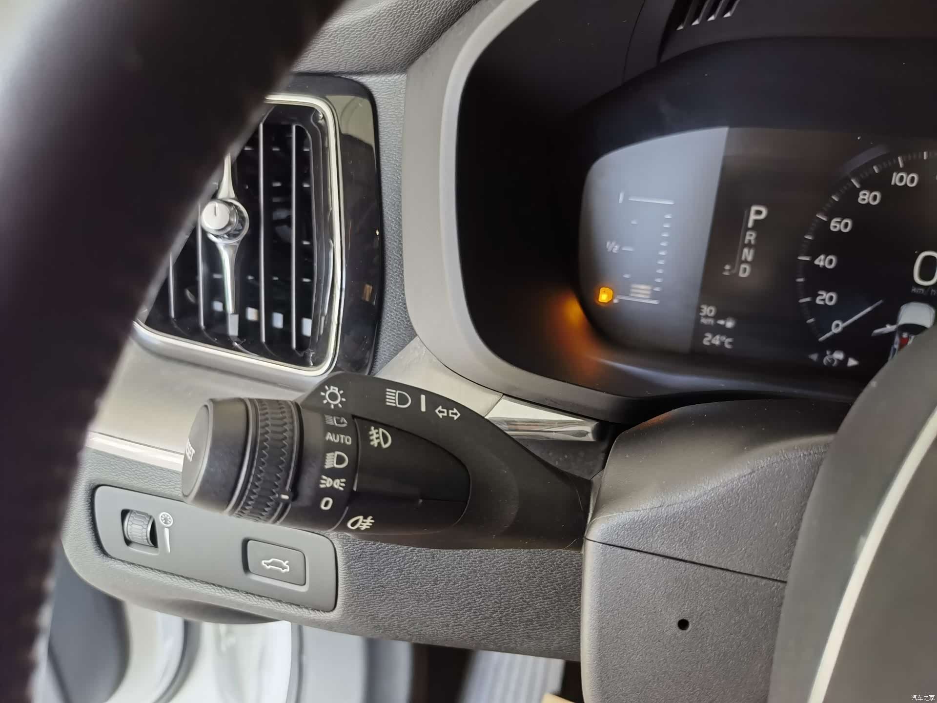 Volvo XC60, 2018 6