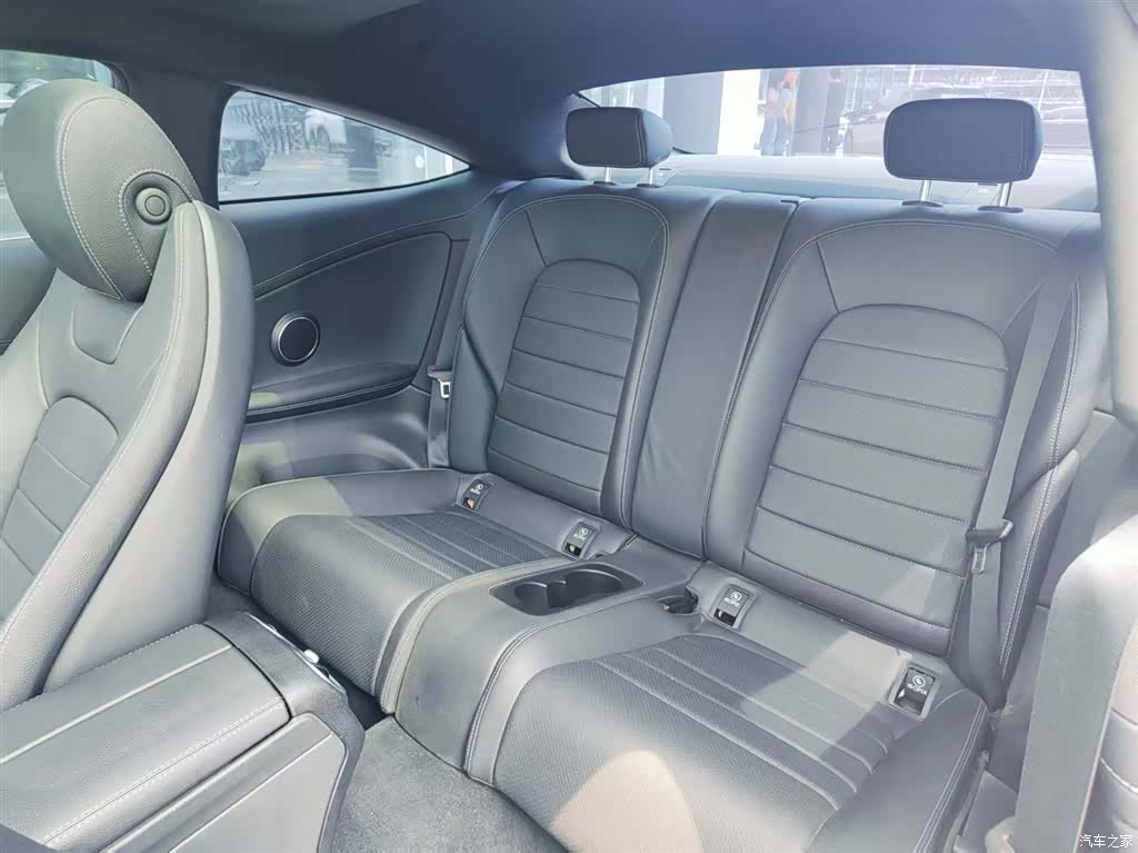 Mercedes-Benz C-Class, 2020 14