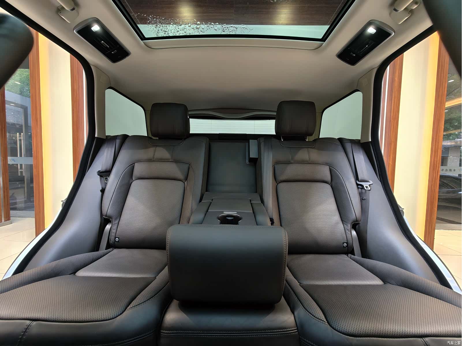 Land Rover Range Rover, 2019 14