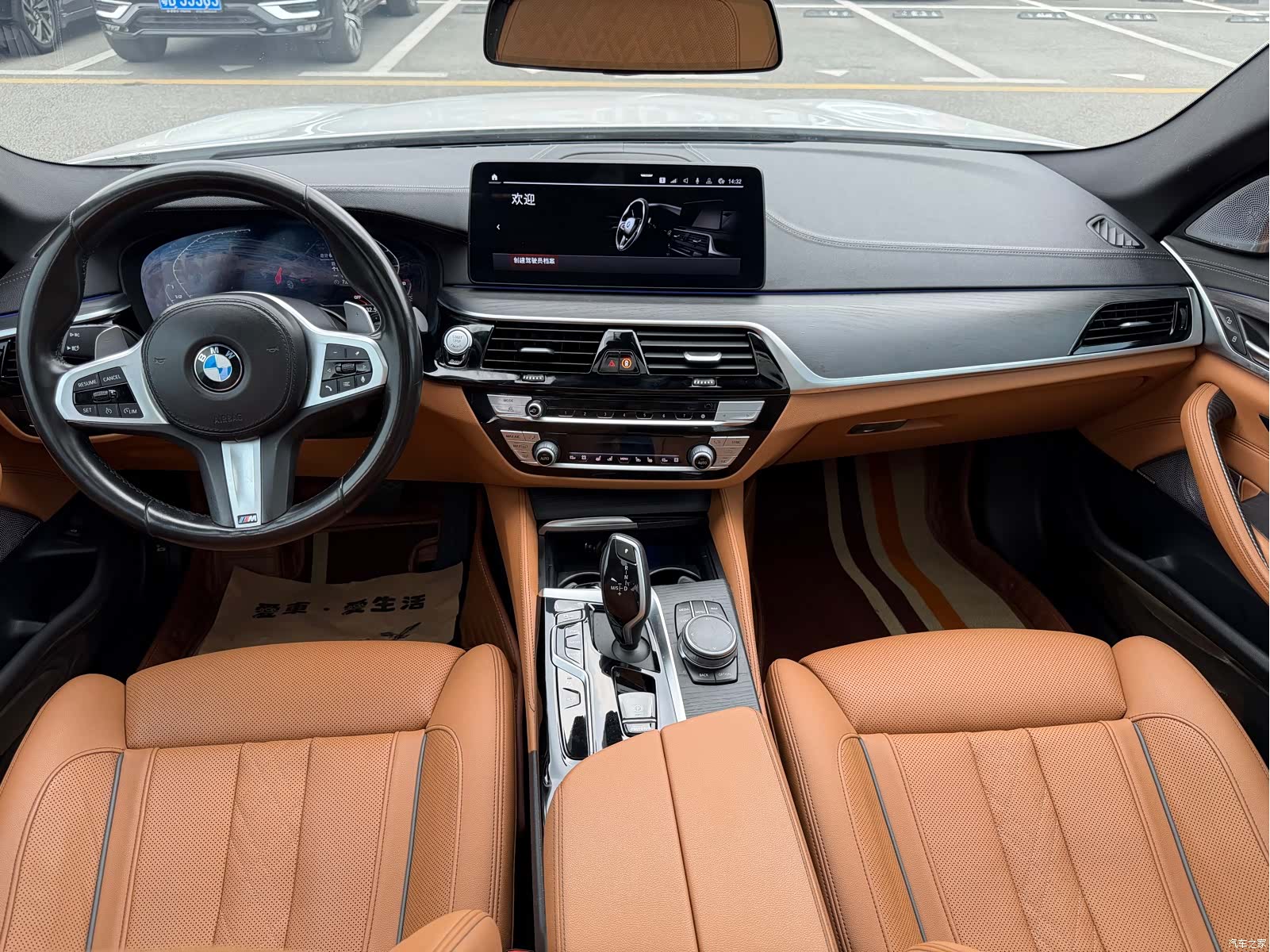 BMW 5 Series, 2022 все фото