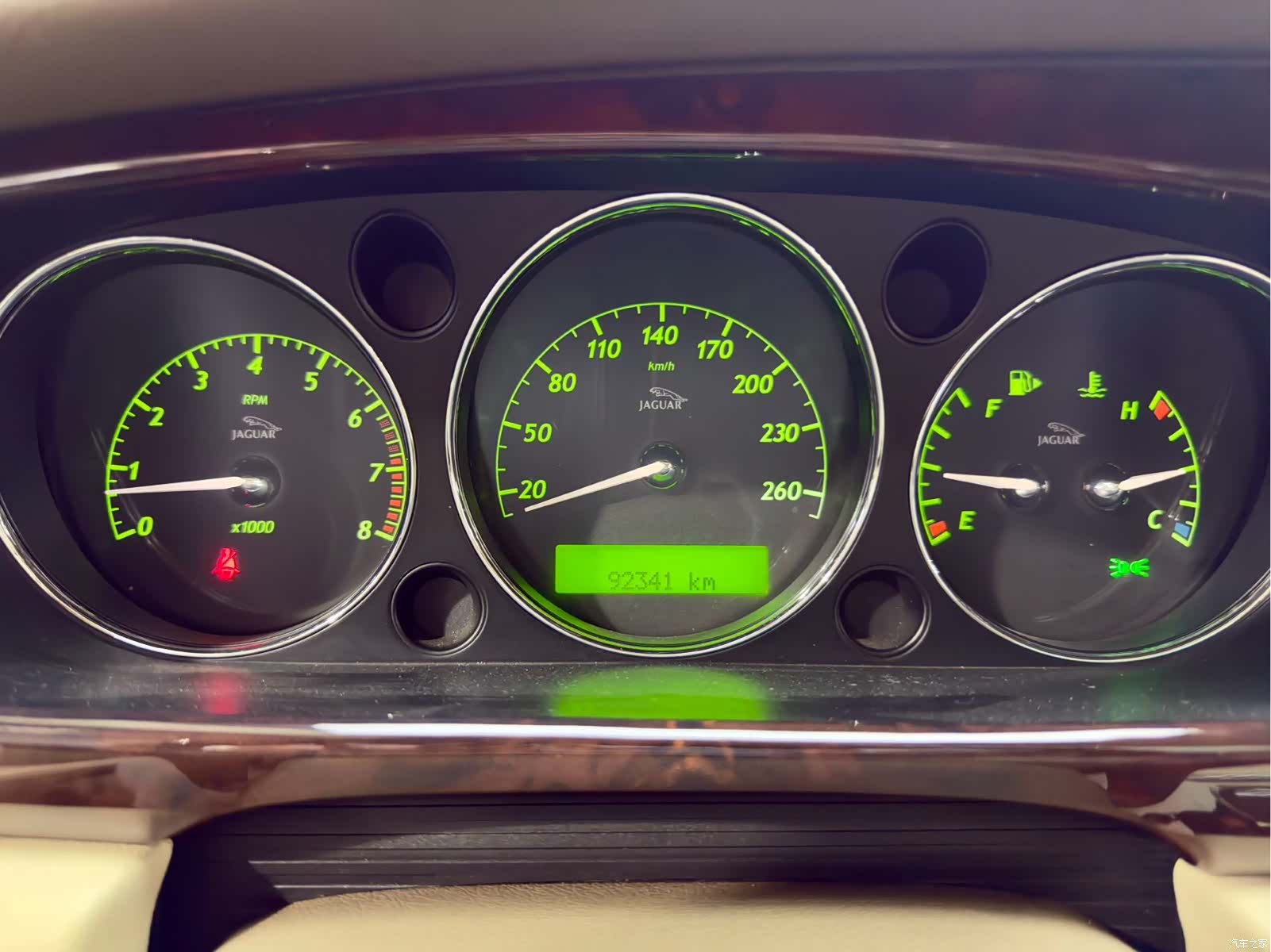 Jaguar XJ, 2006 8