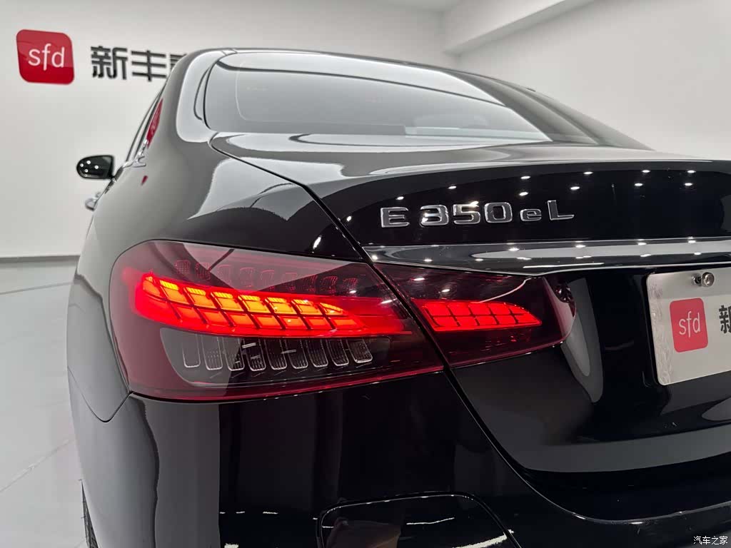 Mercedes-Benz E-Class, 2022 30