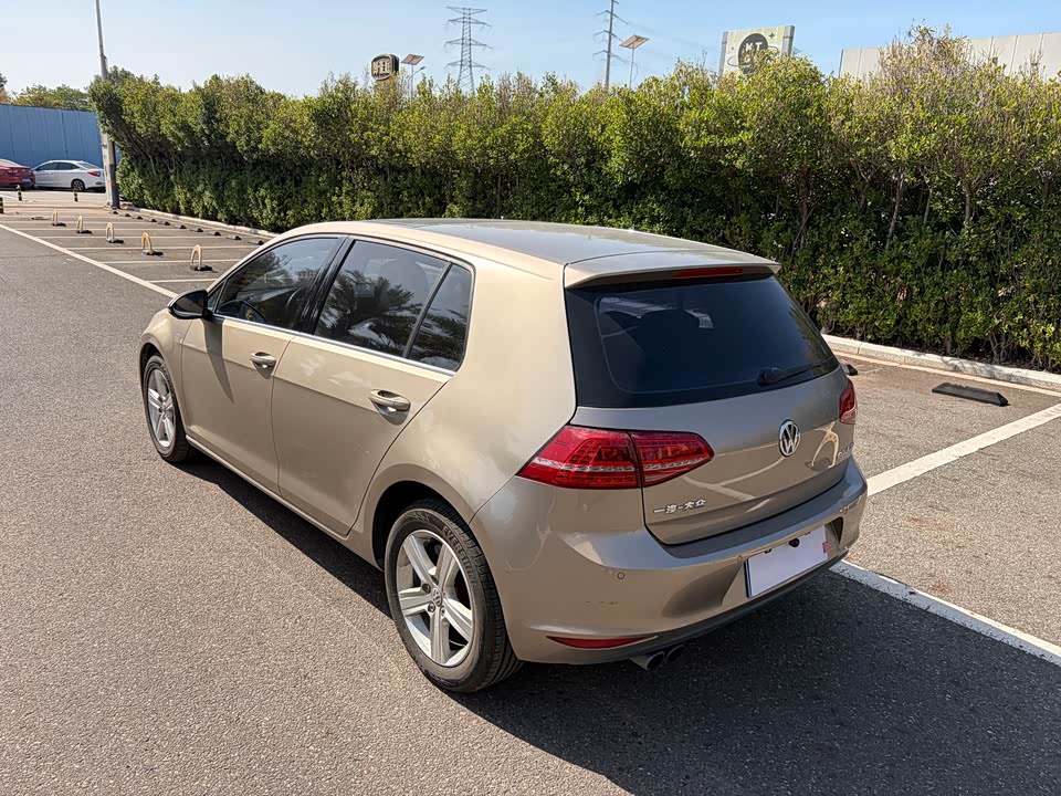 Volkswagen golf