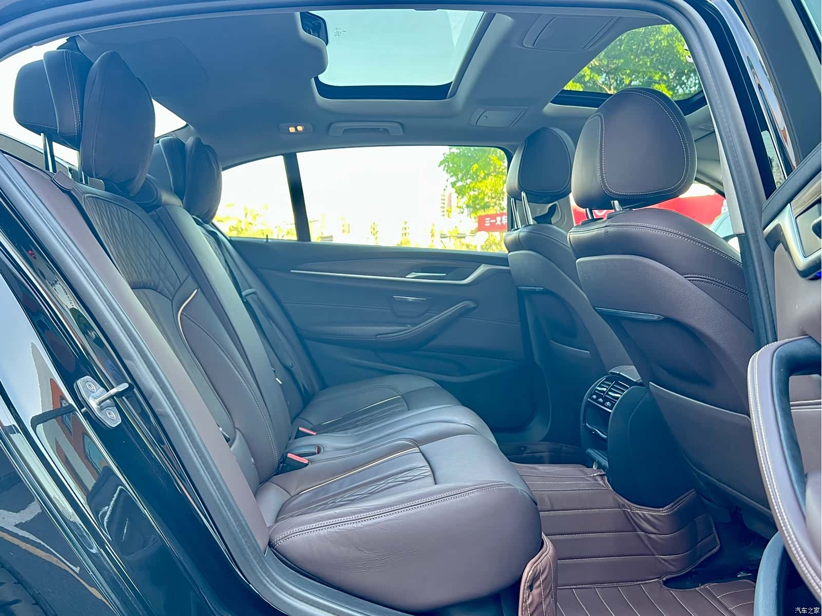 BMW 5 Series, 2019 12