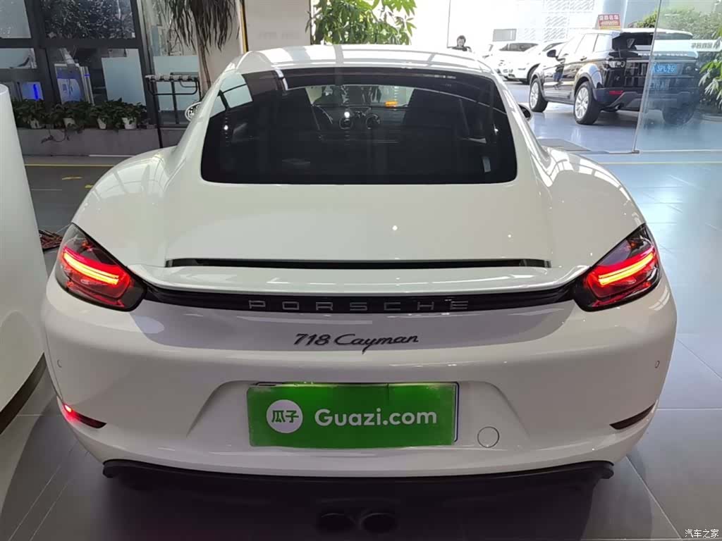 Porsche Cayman, 2019 6
